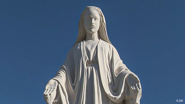 França: Estátua da Virgem Maria em Flotte-de-Ré retirada do espaço público por causa da lei da laicidade do Estado