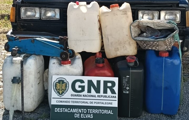 GNR/Elvas: Dois detidos por furto de combustível