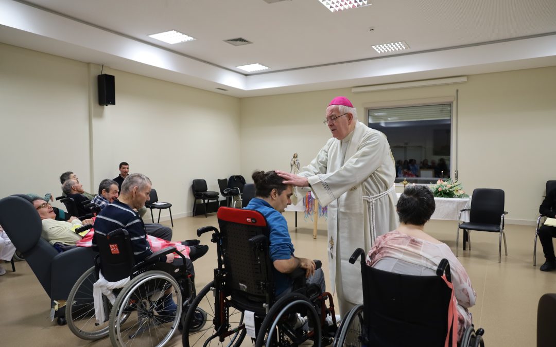 Arcebispo de Évora visita o Centro de Apoio a Deficientes Luís da Silva no contexto do Jubileu do Ano Santo (com fotos)