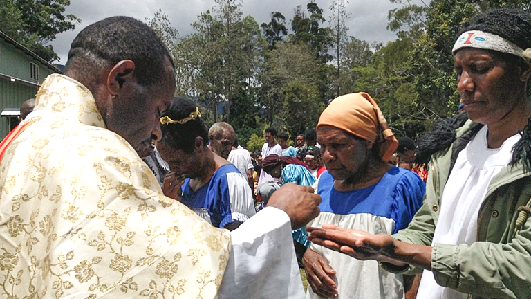 Queda significativa nas detenções de sacerdotes em 2025, mas aumento das mortes
